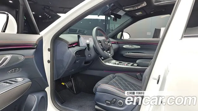 Genesis GV70 2.5T Бензин 2WD — Фото автомобиля 9