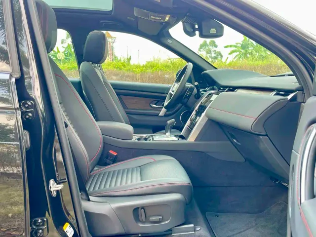Land Rover Discovery Sport — Фото автомобиля 15