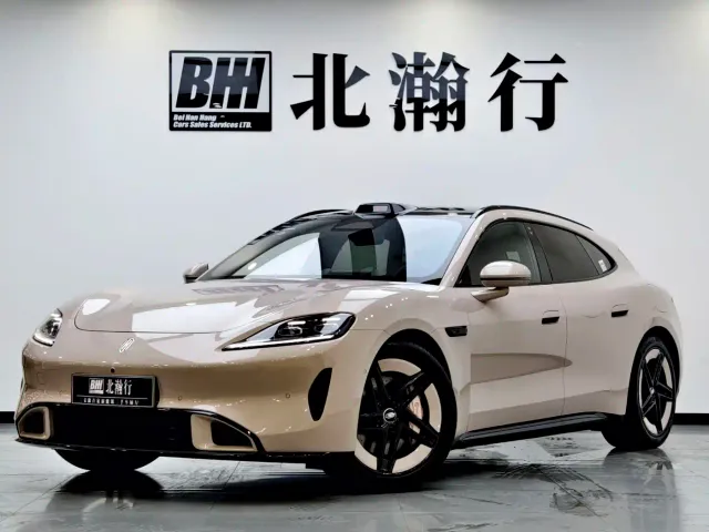 Фотография автомобиля — Shangjie Z7T