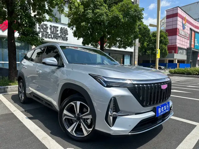 Geely Boyue L — Фото автомобиля 3