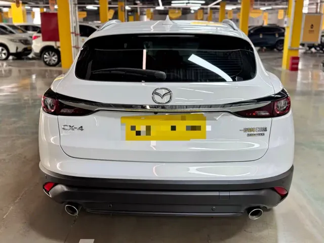 Mazda CX-4 — Фото автомобиля 3