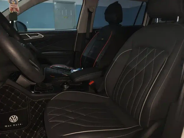 Volkswagen Tiguan L — Фото автомобиля 16