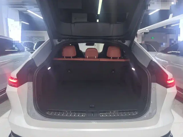 Nio EC7 — Фото автомобиля 18