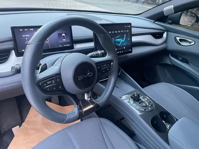 BYD Seal 06 GT — Фото автомобиля 12