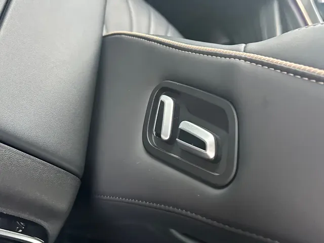 Chery Tiggo 9 — Фото автомобиля 9