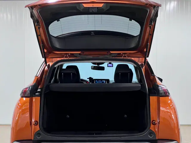 Peugeot 2008 — Фото автомобиля 16