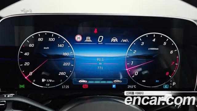 Mercedes-Benz E-Class E-класс W214 — Фото автомобиля 8