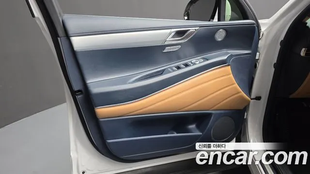 Genesis GV80 — Фото автомобиля 13