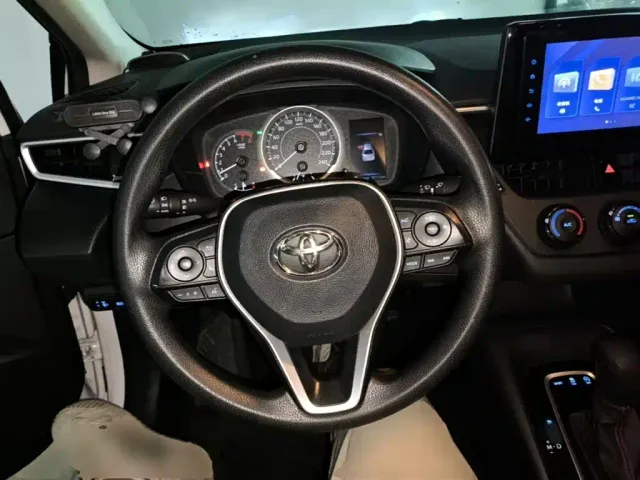 Toyota Corolla — Фото автомобиля 10