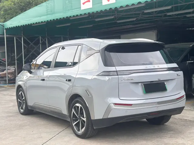 GAC Aion Y — Фото автомобиля 6