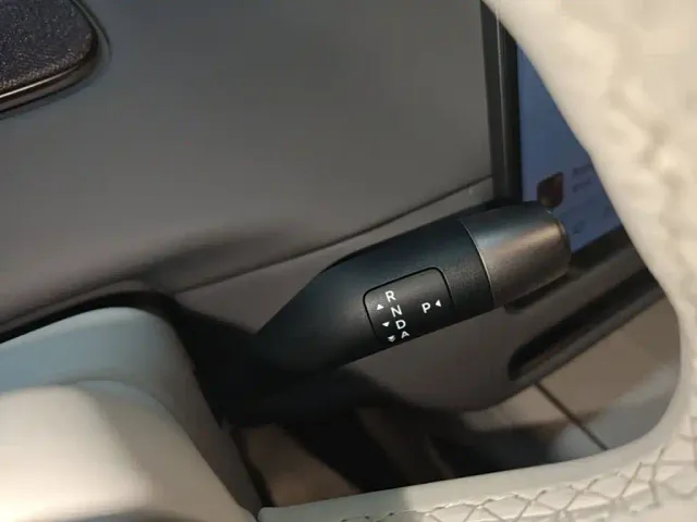 Li Auto i6 — Фото автомобиля 13