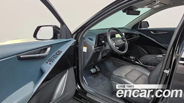 Kia Niro The All New Niro Signature — Фото автомобиля 8