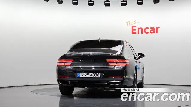 Genesis G80 RG3 — Фото автомобиля 4