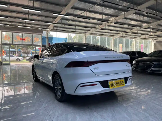 BYD Qin PLUS — Фото автомобиля 5