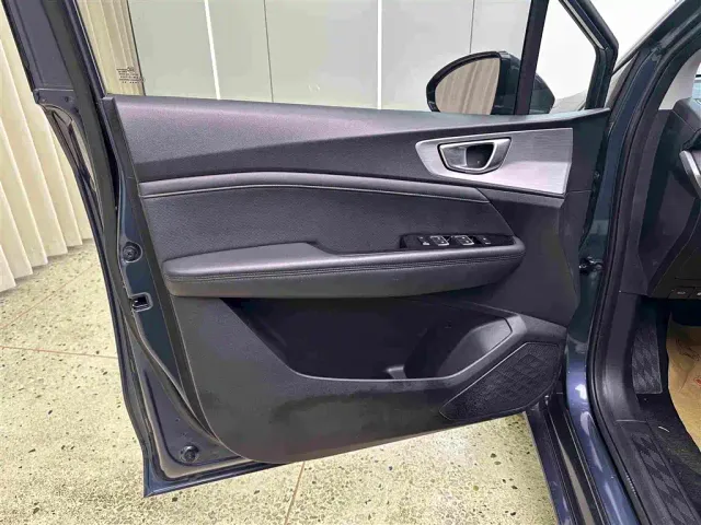 Wuling Jiachen — Фото автомобиля 15