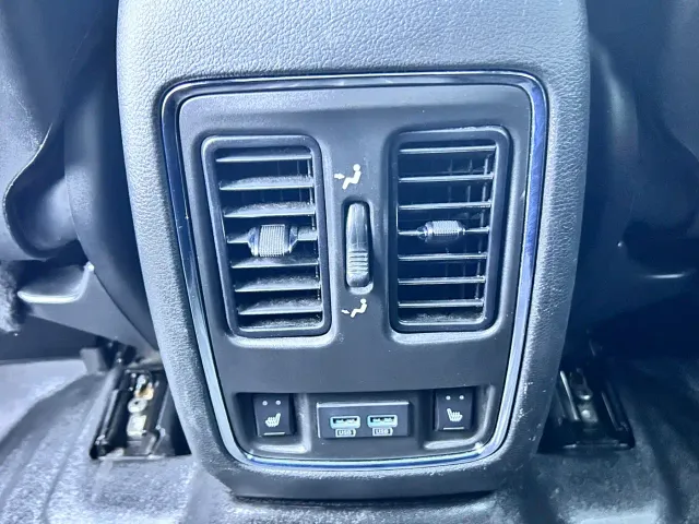Jeep Grand Cherokee — Фото автомобиля 16