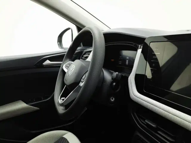 Volkswagen Tharu — Фото автомобиля 22