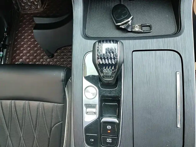 GAC Trumpchi GS8 — Фото автомобиля 13