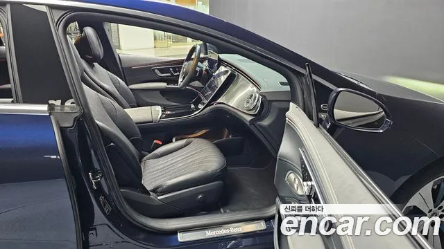 Mercedes-Benz EQS — Фото автомобиля 10