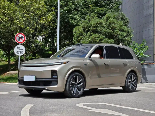 Фотография автомобиля — Li Auto L9