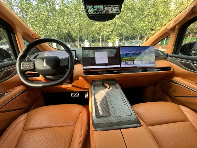 Wey Alpine — Фото автомобиля 12