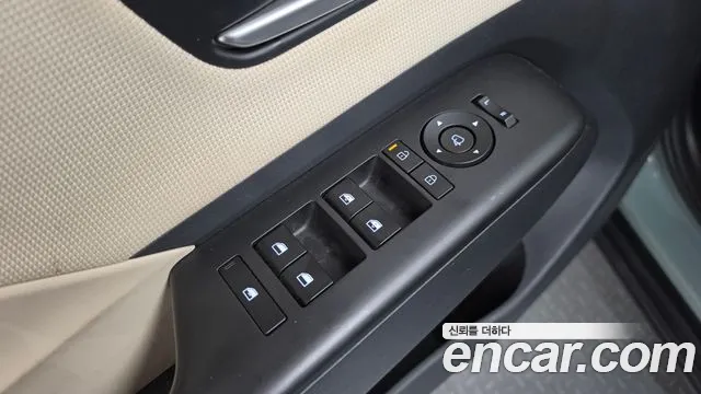 Hyundai Kona — Фото автомобиля 30