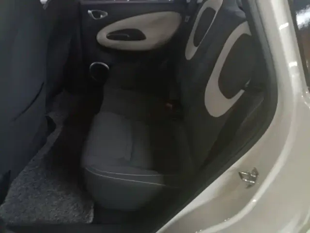 Wuling Bingo — Фото автомобиля 16