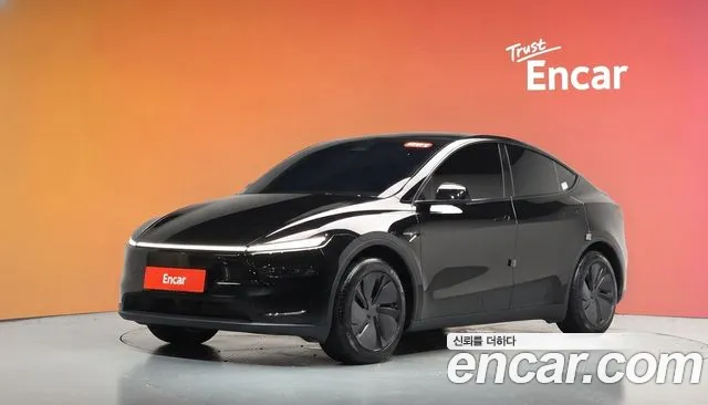 Фотография автомобиля — Tesla Model Y