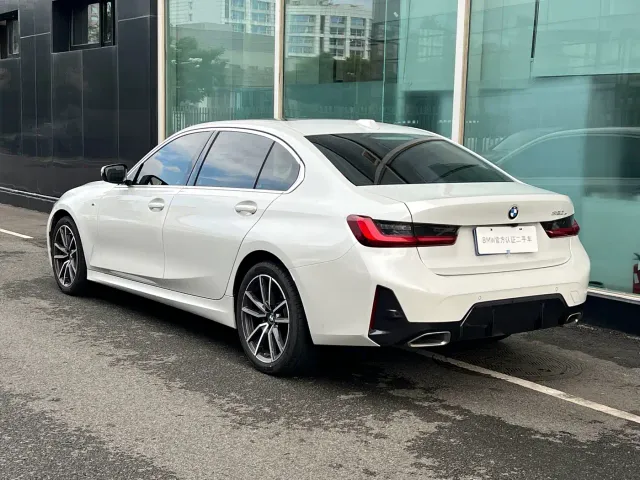 BMW 3 Series — Фото автомобиля 5