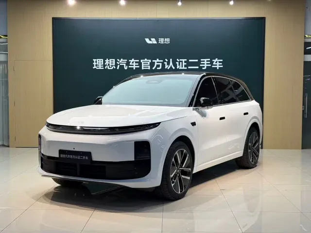 Фотография автомобиля — Li Auto L6