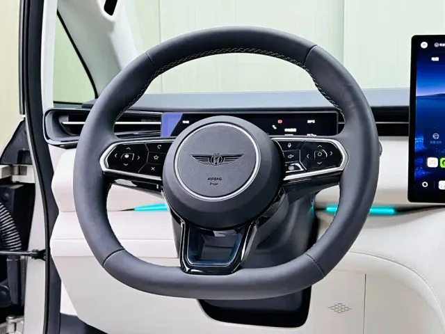 Geely Galaxy V900 — Фото автомобиля 10