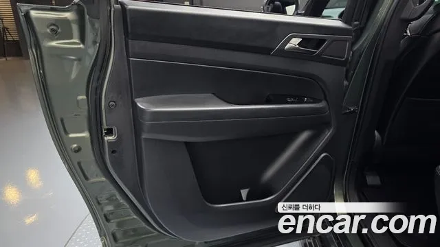 KG_Mobility_Ssangyong Rexton Новый Rexton Sport Khan Дизель 2.2 4WD — Фото автомобиля 24