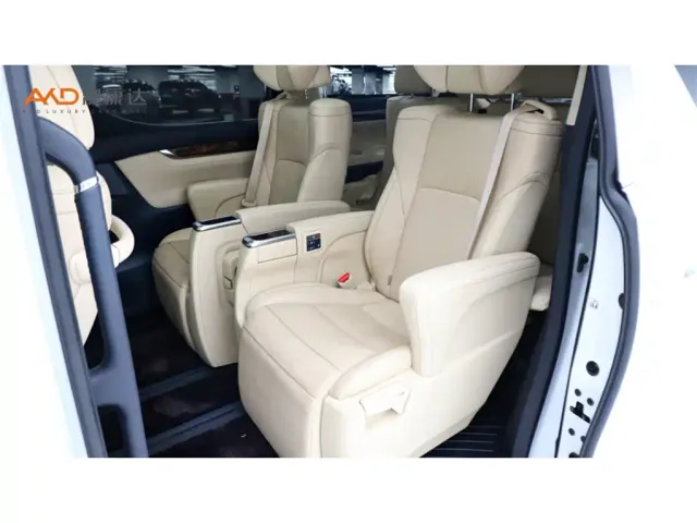 Toyota Alphard — Фото автомобиля 7