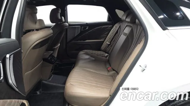 Kia K8 2.5 Бензин 2WD — Фото автомобиля 11