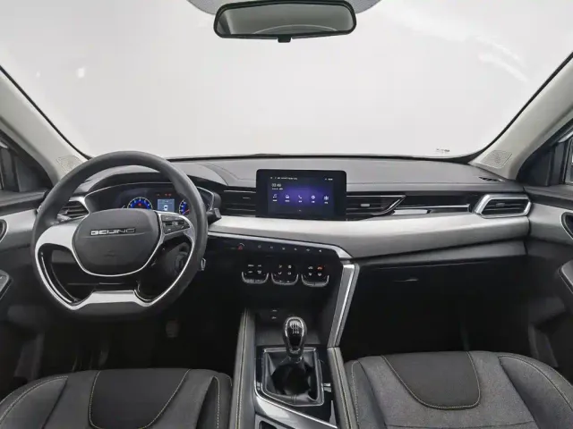 BAIC X3 — Фото автомобиля 5