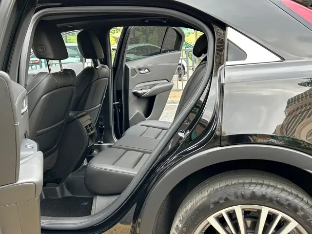 Cadillac XT4 — Фото автомобиля 19