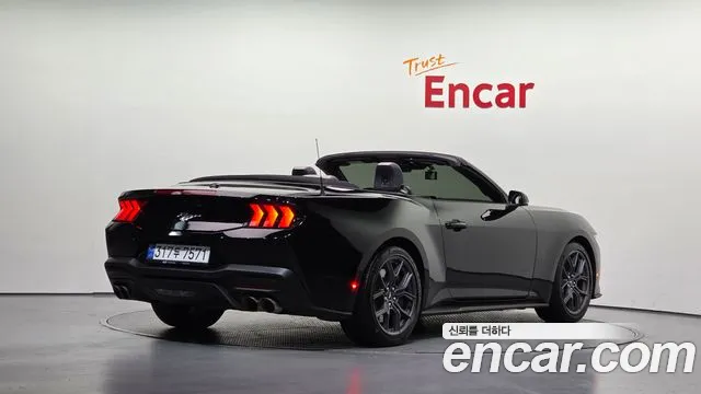Ford Mustang 7th Gen — Фото автомобиля 2