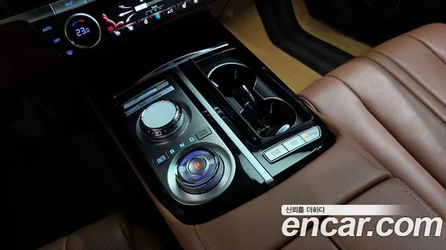 Genesis G80 RG3 — Фото автомобиля 12