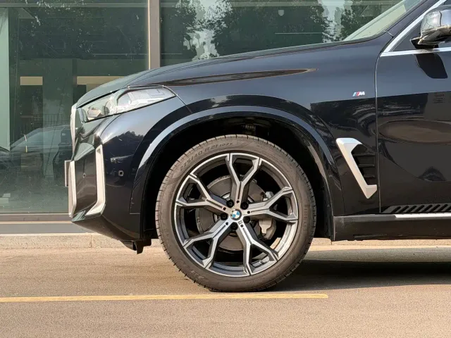 BMW X5 — Фото автомобиля 3