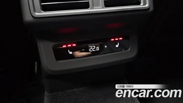 Audi Q5 45 TFSI quattro S Line — Фото автомобиля 25