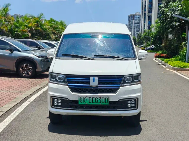 Farizon Yuan Cheng E5 — Фото автомобиля 2