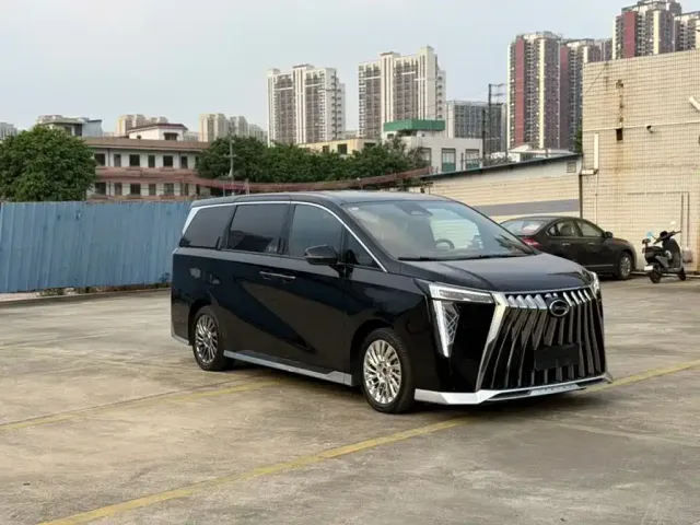 GAC Trumpchi M8 — Фото автомобиля 3