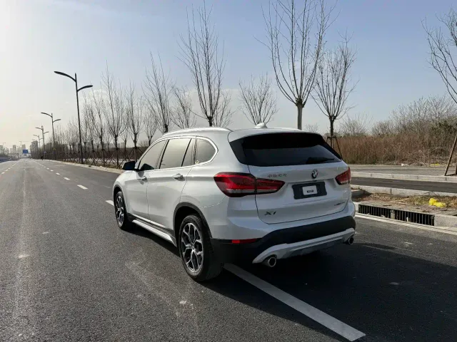 BMW X1 — Фото автомобиля 7