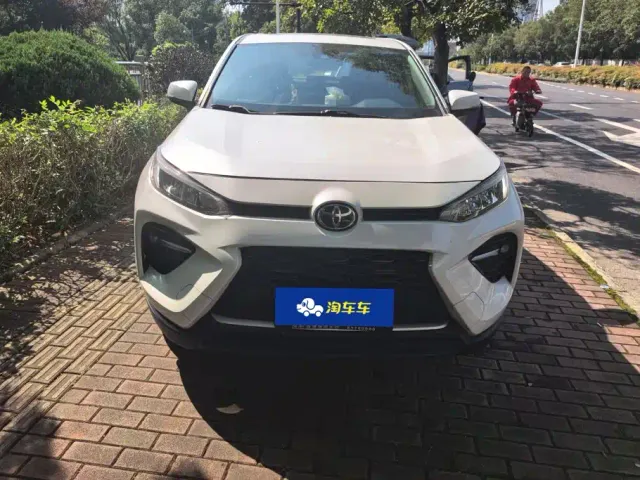 Toyota Wildlander — Фото автомобиля 2