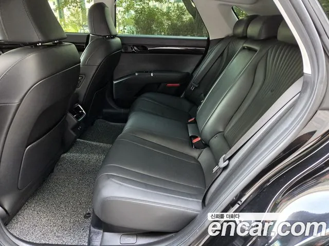 Hyundai Grandeur GN7 — Фото автомобиля 11