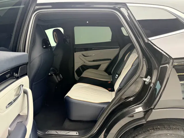 BYD Song PLUS — Фото автомобиля 8