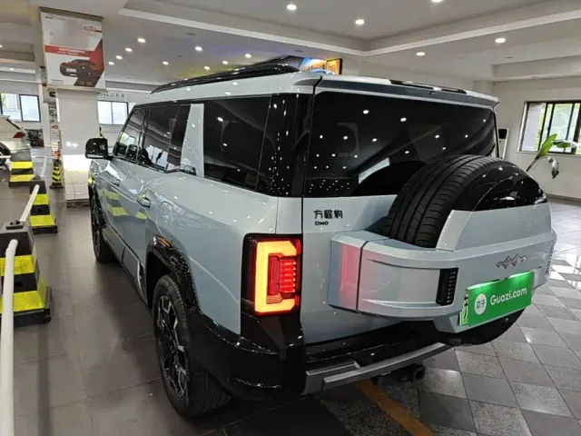 BYD FangChengBao Leopard 8 — Фото автомобиля 4