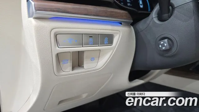 Genesis G80 Бензин 2.5 турбо AWD — Фото автомобиля 27