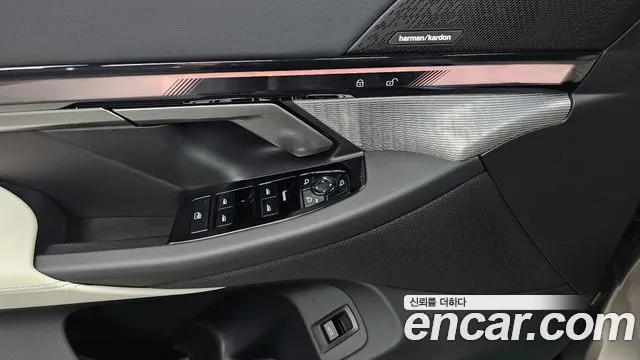 BMW 5 Series G60 — Фото автомобиля 29