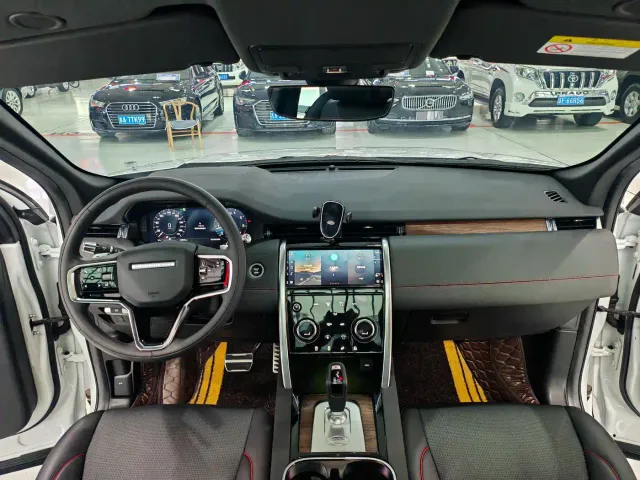 Land Rover Discovery Sport — Фото автомобиля 6